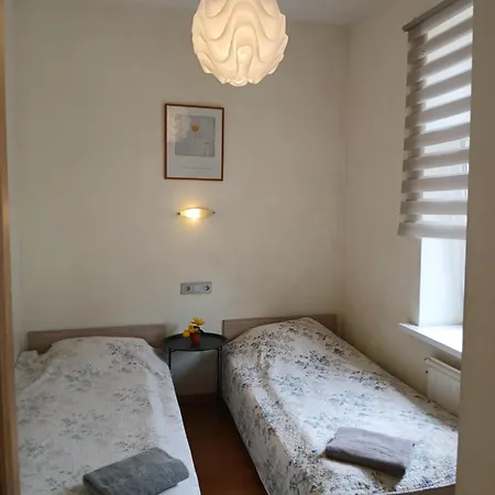 Big In Center Апартаменты *